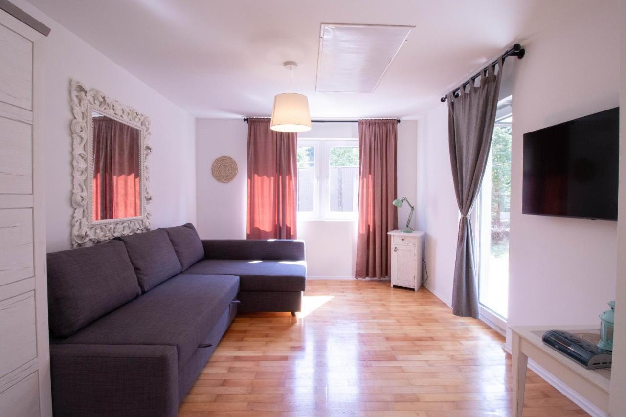 Garden Apartments Μπλεντ Εξωτερικό φωτογραφία